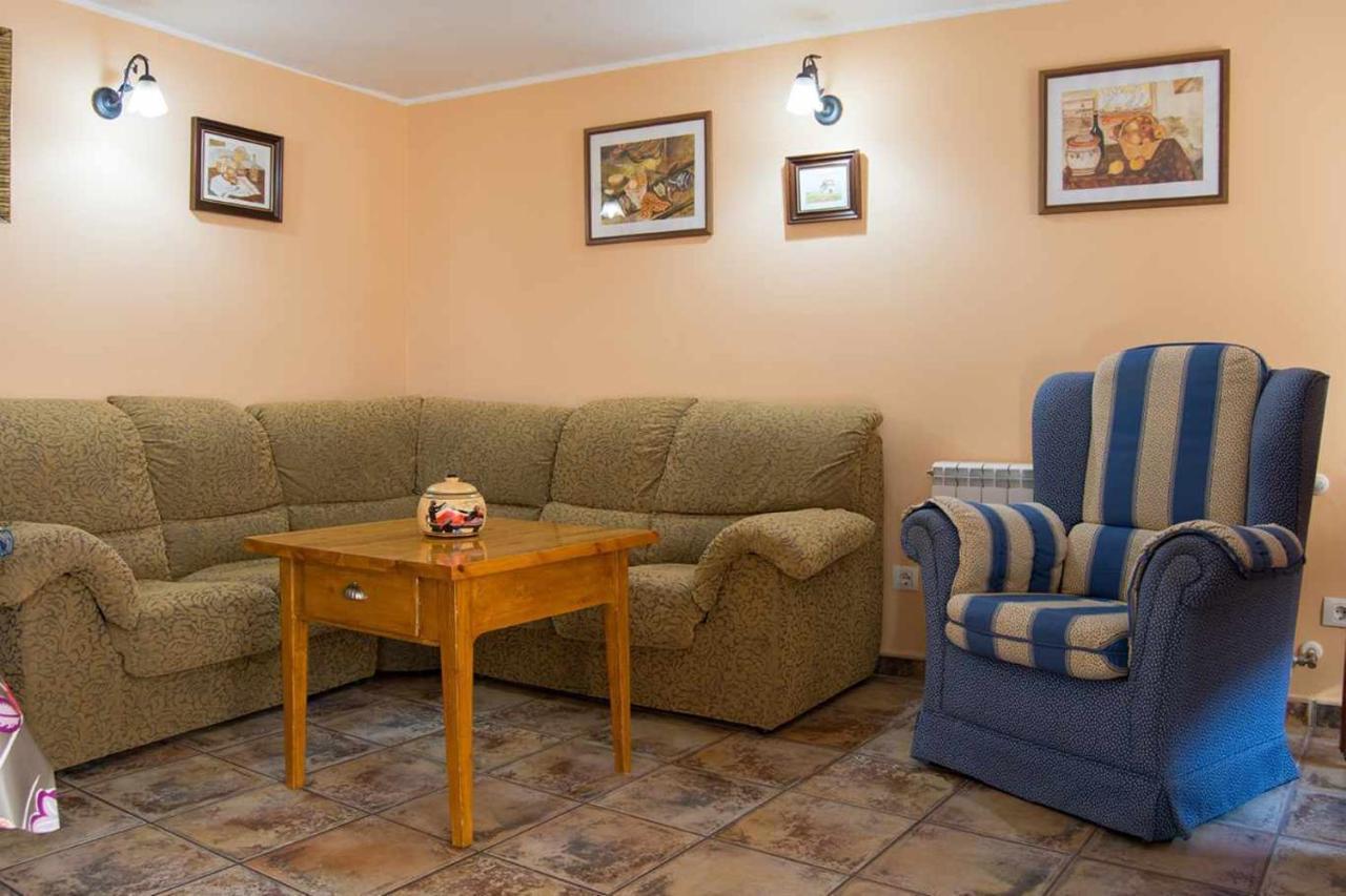 Casa Rural Con Jacuzzi La Parrilla  Eksteriør bilde